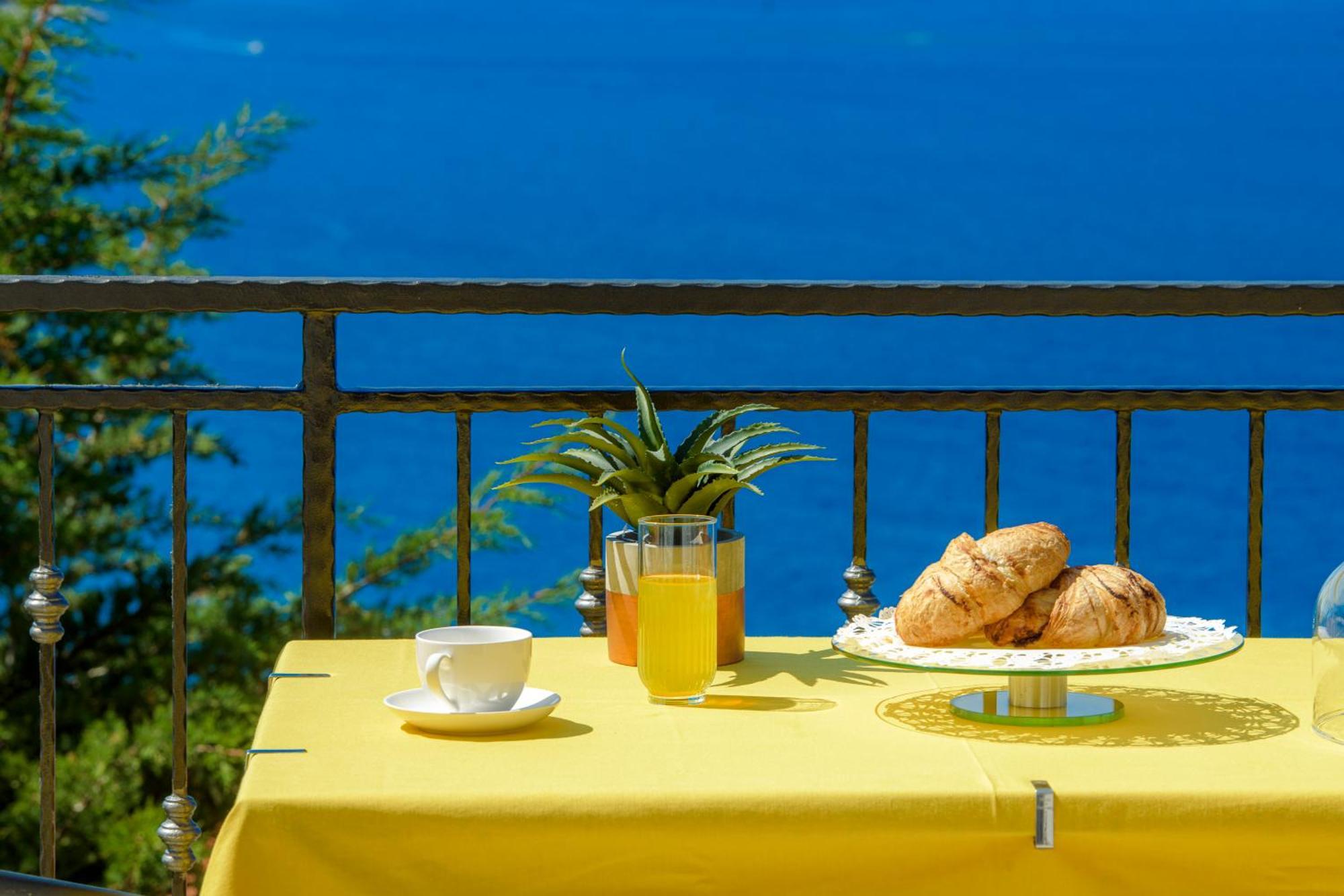 מליני Golden Seaview Holiday Home חדר תמונה
