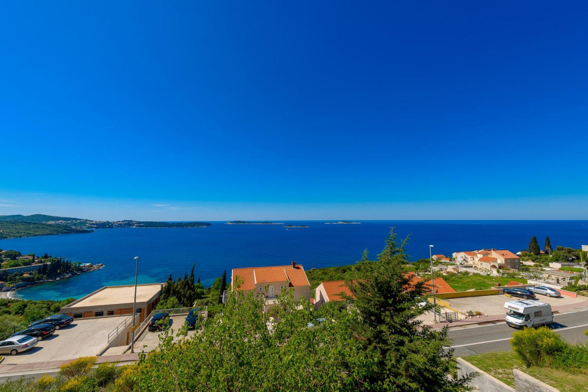 מליני Golden Seaview Holiday Home חדר תמונה